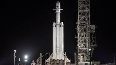 SpaceX delays Falcon Heavy launch of Arabsat-6A to 12 April owing to bad winds