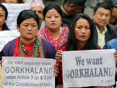 Fear of arrest may have stalled Bimal Gurung's campaign, but Gorkhaland issue is back to reshape poll discourse in Darjeeling Fear of arrest may have stalled Bimal Gurung's campaign, but Gorkhaland issue is back to reshape poll discourse in Darjeeling