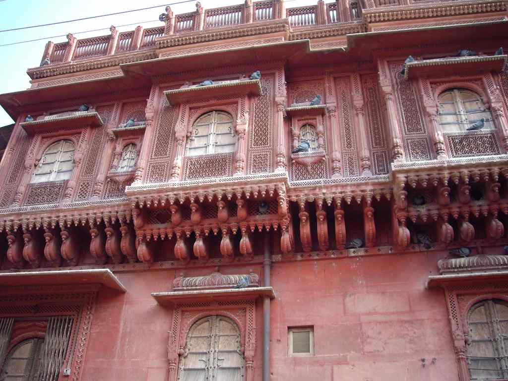 Heritage havelis, architecture in Rajasthan decaying from years of neglect