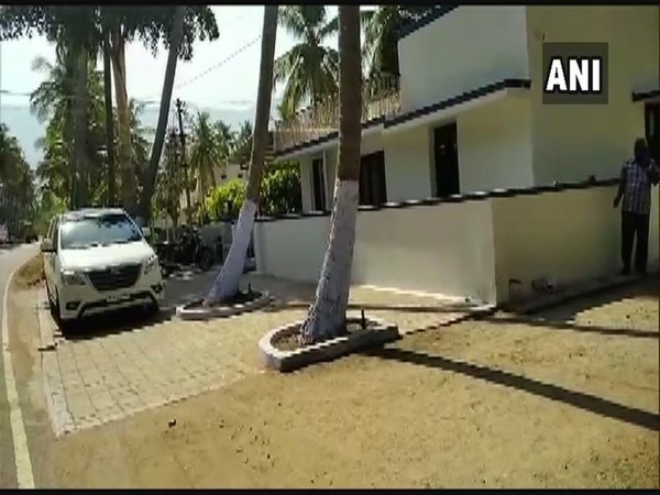 In Tamil Nadu, I-T Dept seizes Rs 15 crore cash in raids in Chennai, Namakkal and Tirunelveli ahead of phase 2 LS polls In Tamil Nadu, I-T Dept seizes Rs 15 crore cash in raids in Chennai, Namakkal and Tirunelveli ahead of phase 2 LS polls