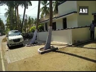 In Tamil Nadu, I-T Dept seizes Rs 15 crore cash in raids in Chennai, Namakkal and Tirunelveli ahead of phase 2 LS polls