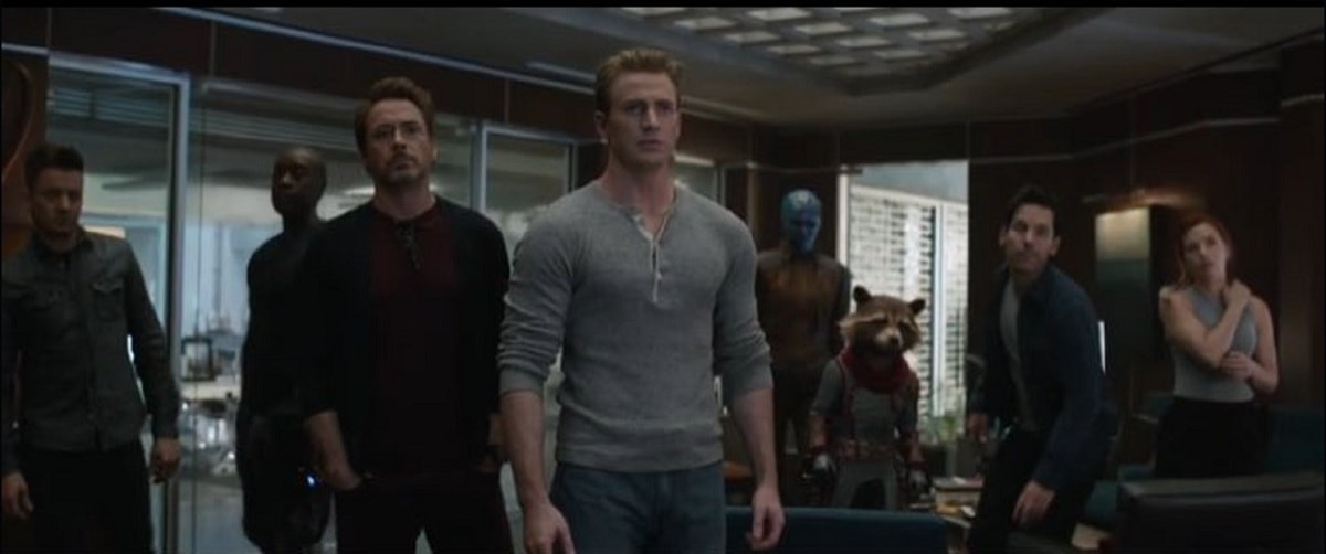 Avengers: End Game Trailer OUT: Iron Man Stuck in Space, Captain America in  Tears and Twitterati Are Losing Control! WATCH Avengers 4 NOW!