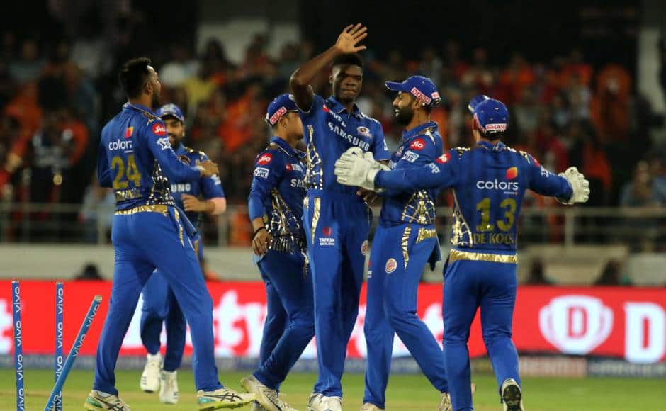 Mumbai Indians players celebrates the wicket of David Warner of Sunrisers Hyderabad during match 19 of the Vivo Indian Premier League Season 12, 2019 between the Sunrisers Hyderabad and the Mumbai Indians held at the Rajiv Gandhi Intl. Cricket Stadium, Hyderabad on the 6th April 2019 Photo by: Vipin Pawar /SPORTZPICS for BCCI