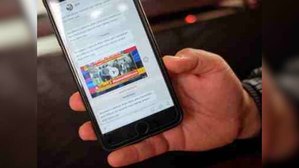 Kashmiri journalists claim to be caught in crossfire between Indian govt and militant groups, say they've 'become punching bag'