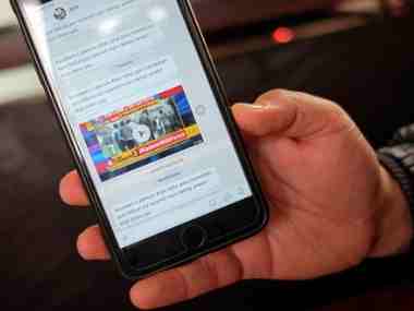 Kashmiri journalists claim to be caught in crossfire between Indian govt and militant groups, say they've 'become punching bag' Kashmiri journalists claim to be caught in crossfire between Indian govt and militant groups, say they've 'become punching bag'