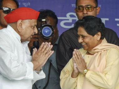 SP-BSP joint rally in UP: Mayawati, Mulayam Singh Yadav forget bitter past in quest to defeat Narendra Modi SP-BSP joint rally in UP: Mayawati, Mulayam Singh Yadav forget bitter past in quest to defeat Narendra Modi