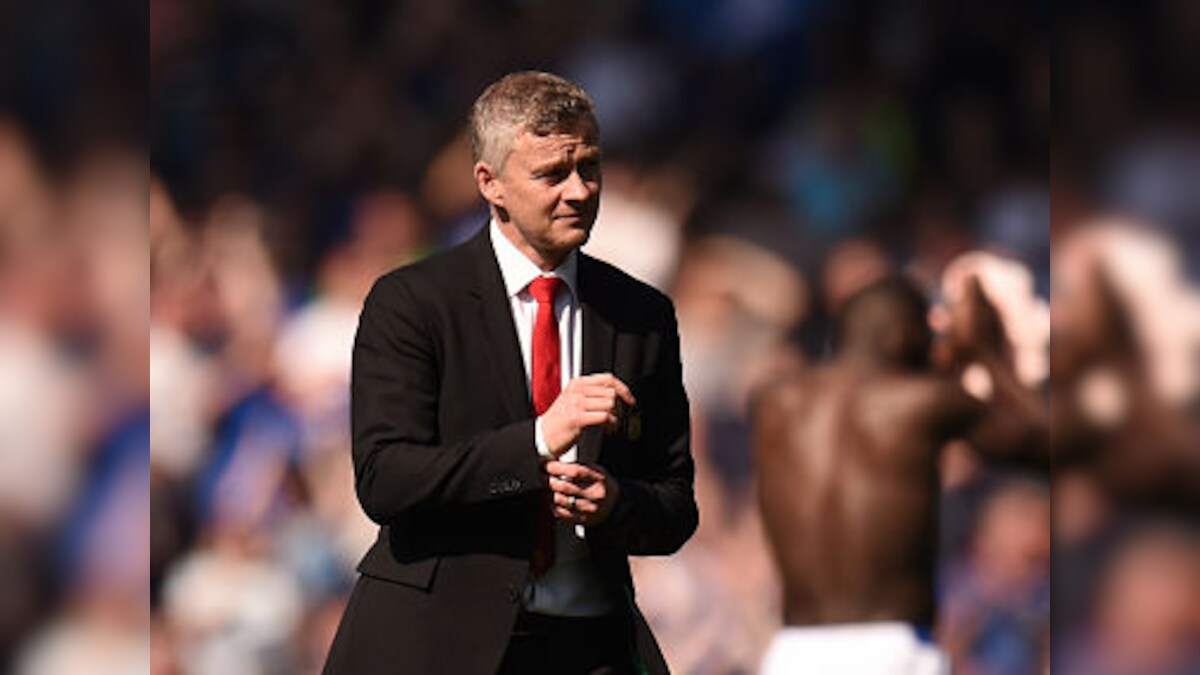 Premier League: Gary Neville leads calls for Ole Gunnar Solskjaer to rid Manchester United of 'weeds' after Everton loss