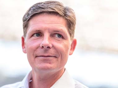 Bundesliga: Austrian coach Oliver Glasner set to replace departing Bruno Labbadia at VFL Wolfsburg Bundesliga: Austrian coach Oliver Glasner set to replace departing Bruno Labbadia at VFL Wolfsburg