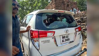 Lok Sabha election 2019: Clashes disrupt polling in West Bengal; Babul Supriyo’s vehicle vandalised in Asansol