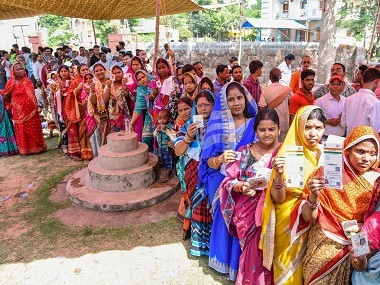 Lok Sabha election 2019: 76.44% turnout in West Bengal despite incidents of violence; Congress worker stabbed in Odisha Lok Sabha election 2019: 76.44% turnout in West Bengal despite incidents of violence; Congress worker stabbed in Odisha