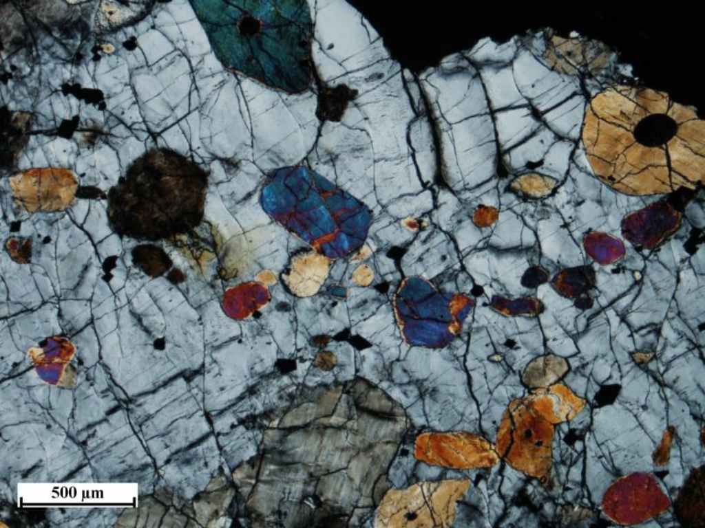 Poicilitic texture in our ALH-77005 sample. Image credit: Ildiko Gyollai