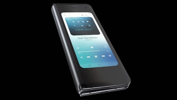 Samsung is working on 6.7-inch clamshell foldable smartphone, might launch in 2020