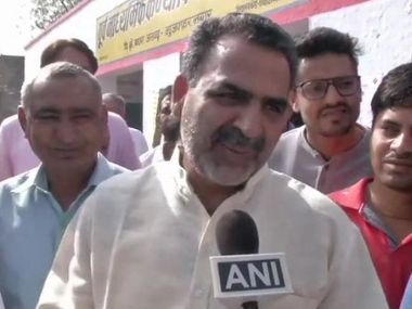 Sanjeev Kumar Balyan, MoS Ministry of Animal Husbandry, Dairy and Fisheries, was an accused in Muzaffarnagar riots Sanjeev Kumar Balyan, MoS Ministry of Animal Husbandry, Dairy and Fisheries, was an accused in Muzaffarnagar riots