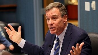 US senators' new bill could ban deceptive data collection by social media giants