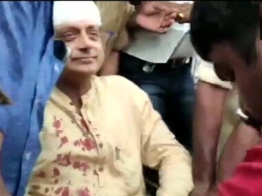 Shashi Tharoor sustains head injures while performing thulabharam ritual at Thiruvananthapuram temple