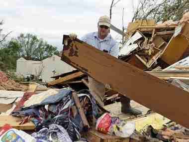 Powerful storms sweep through southern US, kill 8 people, including three children; dozens sustain injuries