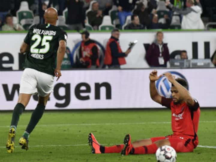 Bundesliga: Wolfsburg defender John Brooks scores late equaliser to dent Eintracht Frankfurt's Champions League bid Bundesliga: Wolfsburg defender John Brooks scores late equaliser to dent Eintracht Frankfurt's Champions League bid