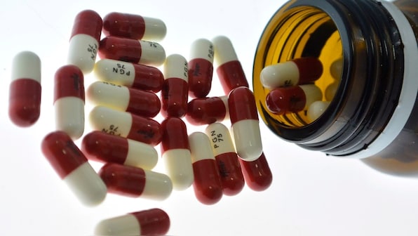 Steroids can be lifesaving for a few seriously ill COVID-19 patients, new studies suggests