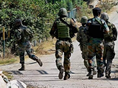 One CRPF jawan killed, two injured in encounter with Naxals in Chhattisgarh’s Dhamtari One CRPF jawan killed, two injured in encounter with Naxals in Chhattisgarh’s Dhamtari