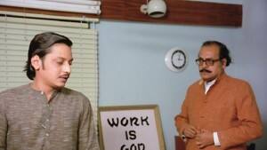 Amol Palekar and Utpal Dutt in a still from Gol Maal. YouTube