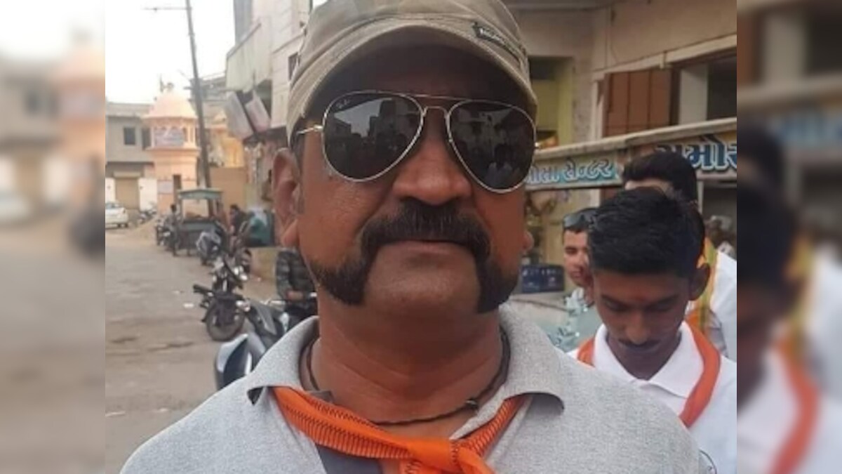 Fact Check: No, Wg Cdr Abhinandan Varthaman is not wearing scarf with BJP symbol; lookalike's photo makes news