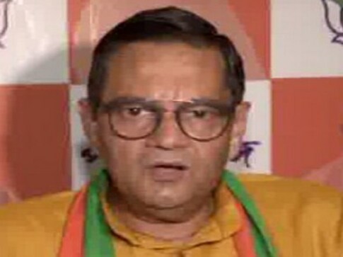 BJP's South Kolkata candidate CK Bose alleges attack by 'thousands of' TMC workers, accuses police of being silent spectators BJP's South Kolkata candidate CK Bose alleges attack by 'thousands of' TMC workers, accuses police of being silent spectators