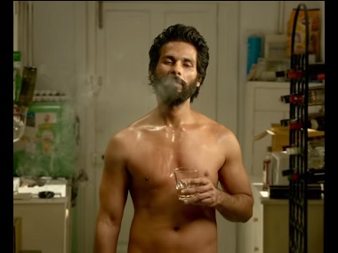 Kabir Singh: Karan Johar, Neha Dhupia, Mira Rajput praise Shahid Kapoor-Kiara Advani's film Kabir Singh: Karan Johar, Neha Dhupia, Mira Rajput praise Shahid Kapoor-Kiara Advani's film