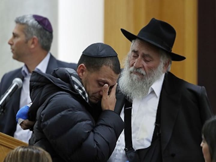 FBI received anonymous tip regarding California synagogue attack minutes before violence began, says bureau