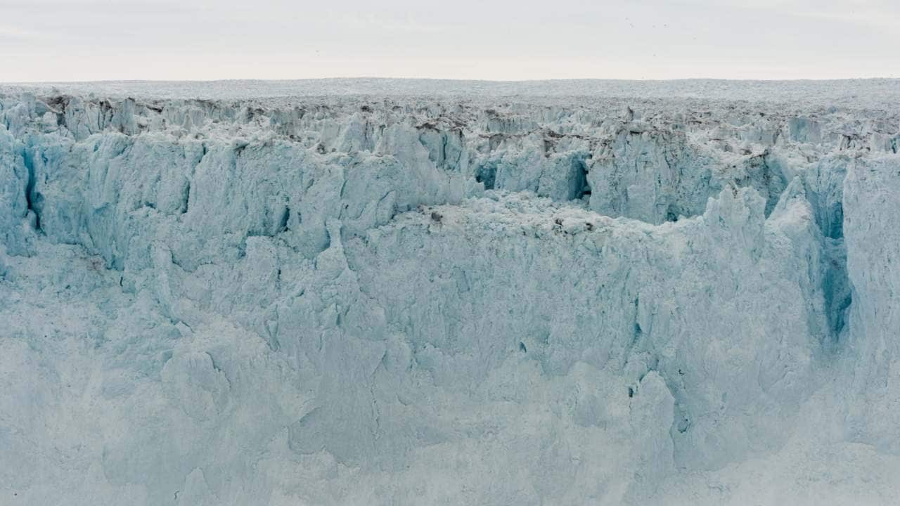 NASA IceBridge: Scientists film twin troubles plaguing Greenlands melting glaciers