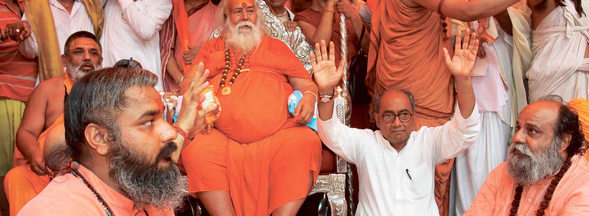 Bright saffron vs light saffron in Bhopal Bright saffron vs light saffron in Bhopal