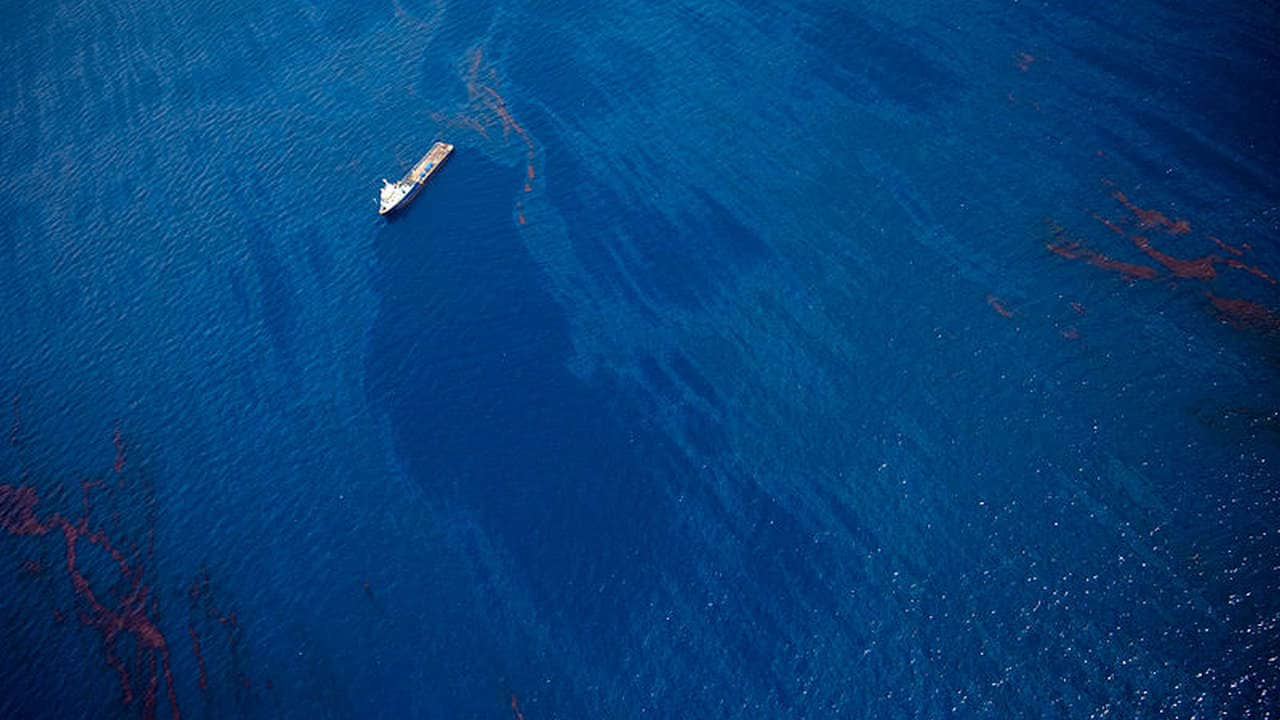 Oil sheen from the nearby Deepwater Horizon oil spill that occurred in 2010, when those monitoring the area observed similar contamination coming from the Taylor Energy site. Image credit: Wikipedia