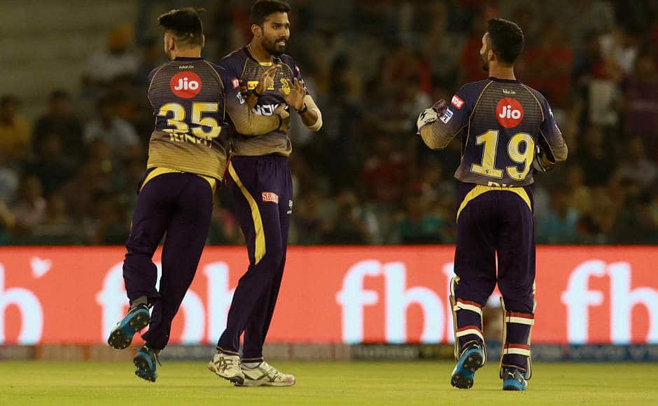 Kolkata Knight Riders won the toss and elected to field first. Pacer Sandeep Warrier struck early in the innings, dismissing Chris Gayle and KL Rahul cheaply. Sportzpicc