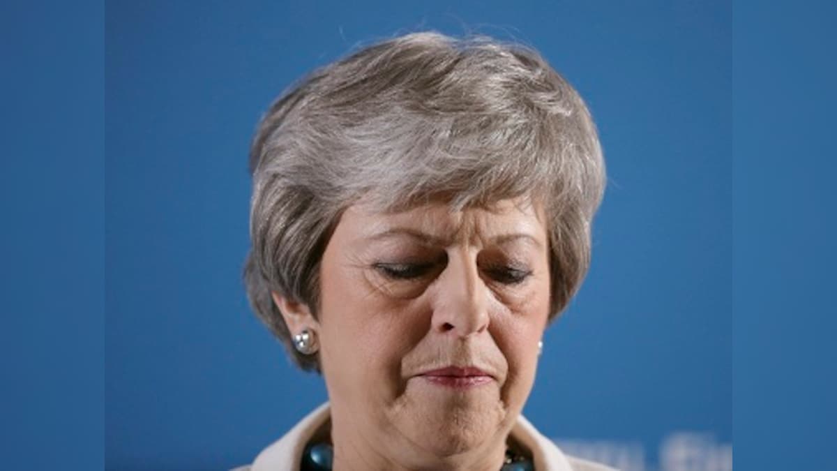 Pressure on Theresa May to abandon efforts to seek Brexit deal after Conservative, Labour parties face public anger in local elections