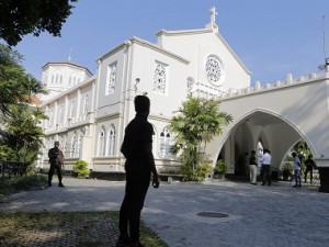 Six-hour curfew imposed in Sri Lanka as communal violence spreads; social media ban reimposed Six-hour curfew imposed in Sri Lanka as communal violence spreads; social media ban reimposed