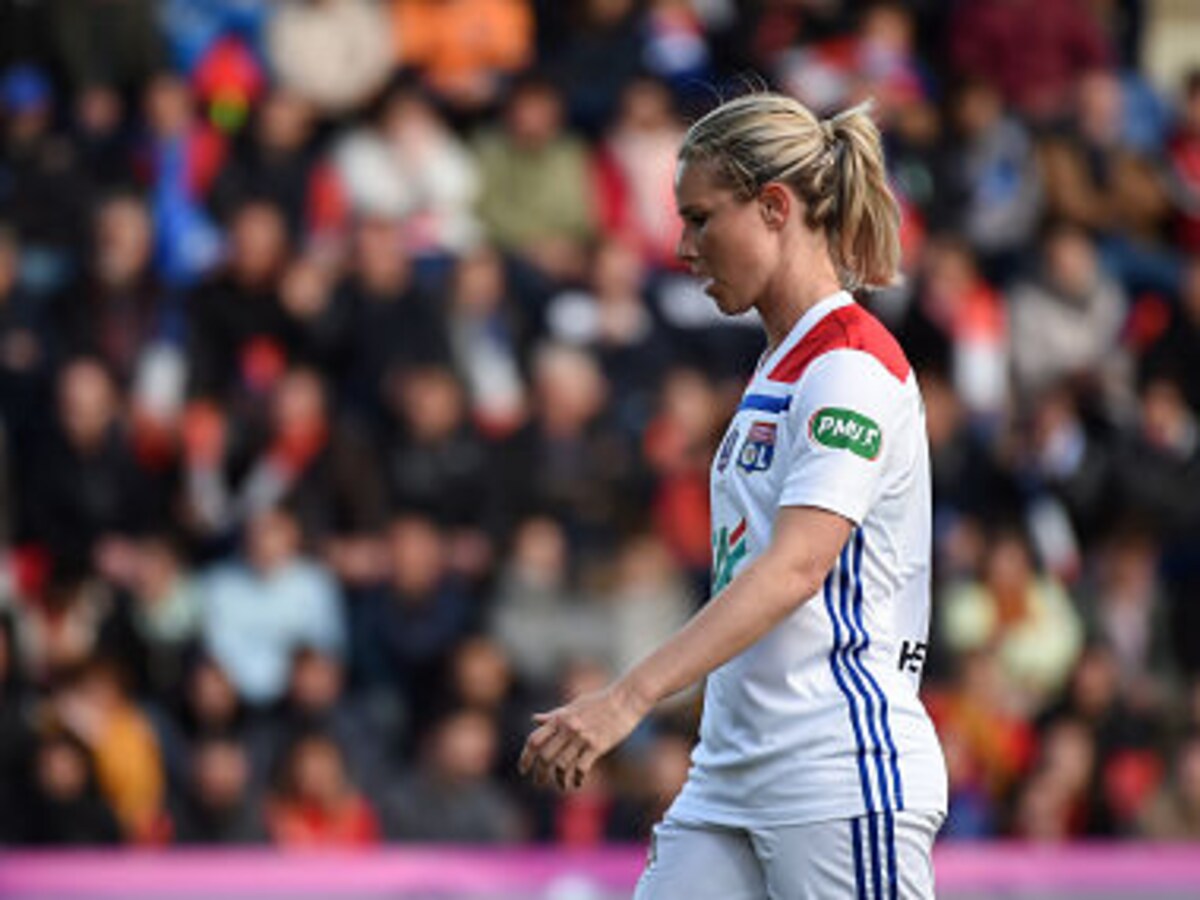 Ex-captain Amandine Henry back with France to prepare for Women's World Cup