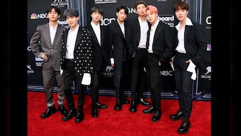 Priyanka Chopra, Jonas Brothers, Cardi B, Taylor Swift, BTS walk the Billboard Music Awards 2019 red carpet