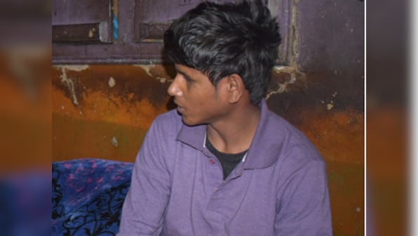 Bihar teenaged labourer, in search of livelihood in Kashmir, becomes victim of pellets; 17-year-old boy fighting losing battle against blindness