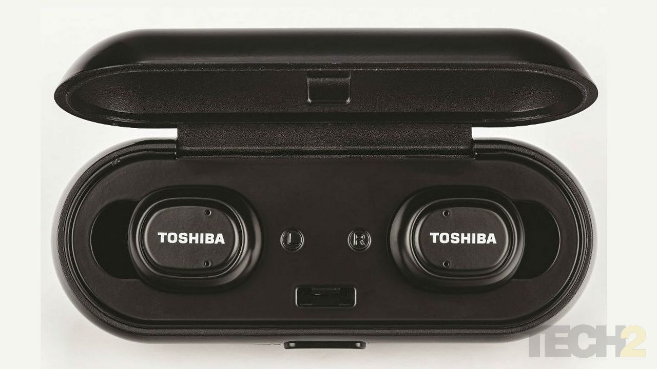 Toshiba RZE-BT800E Review: True wireless bluetooth earbuds on a budget Toshiba RZE-BT800E Review: True wireless bluetooth earbuds on a budget