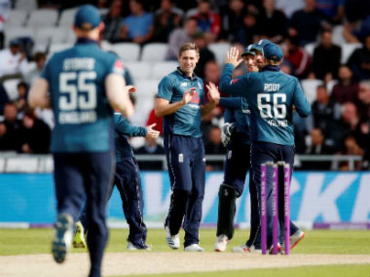 England vs Pakistan: Chris Woakes's five-for helps hosts complete 4-0 rout with 54-run win in final ODI England vs Pakistan: Chris Woakes's five-for helps hosts complete 4-0 rout with 54-run win in final ODI