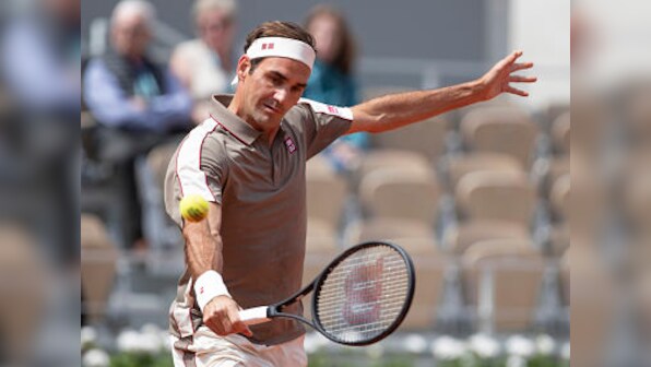 French Open 2019: Roger Federer marks Paris return with straight sets victory over Lorenzo Sogo; Angelique Kerber suffers early exit
