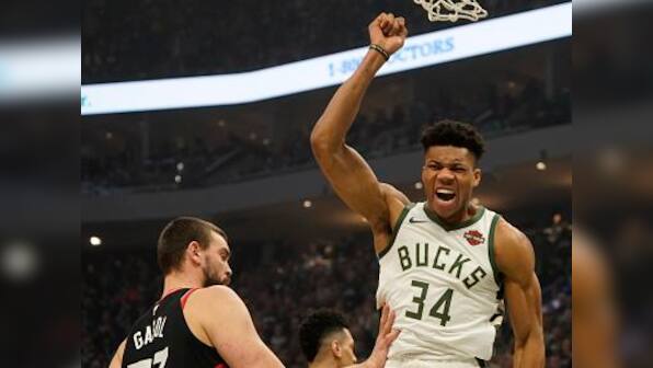 NBA Playoffs 2019: Giannis Antetokounmpo grabs 30 points in Milwaukee Bucks' Game 2 trouncing of Toronto Raptors
