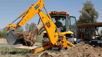 #JCBKiKhudayi is trending on Twitter:  Here are the funniest memes of the lot