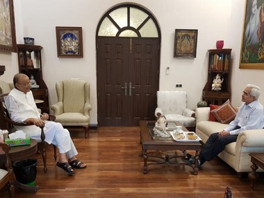 Reserve Bank of India governor Shaktikanta Das calls on Arun Jaitley for courtesy meeting Reserve Bank of India governor Shaktikanta Das calls on Arun Jaitley for courtesy meeting