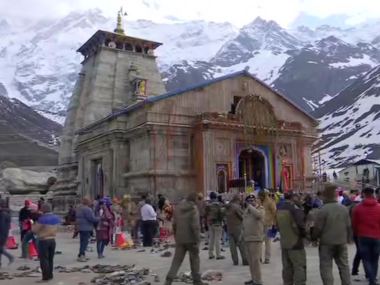 Narendra Modi lands in Kedarnath to offer prayers as part of 2-day visit to Uttarakhand hills; security tightened across valley Narendra Modi lands in Kedarnath to offer prayers as part of 2-day visit to Uttarakhand hills; security tightened across valley