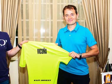 I League 2019: Newly-appointed coach Kibu Vicuna 'happy with whichever league' Mohun Bagan plays in I League 2019: Newly-appointed coach Kibu Vicuna 'happy with whichever league' Mohun Bagan plays in