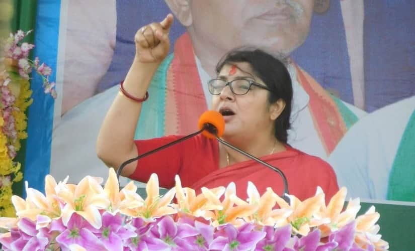 his time one of the few Tollywood stars in the fray for BJP is Locket Chatterjee. But she plays down her past as an actor and seeks votes in the name of Narendra Modi. Sandip Roy