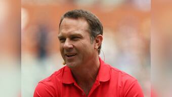 Former Australia cricketer Michael Slater kicked off plane after heated argument with friends