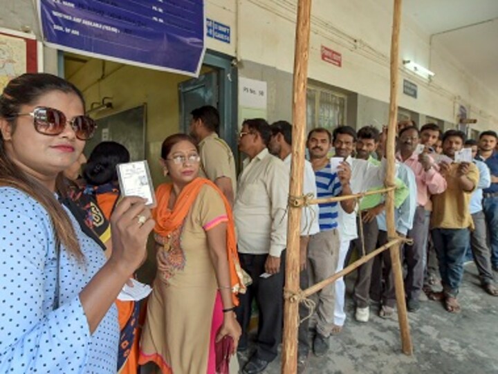 Delhi Lok Sabha Election 2019 Voting Updates: Voter turnout at 55.66% at 7 pm; EVM glitches, missing voter names mar polling