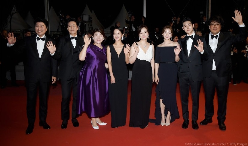 The cast and director (Bong Joon-ho) at the premiere of Parasite at Cannes 2019. Festival de Cannes