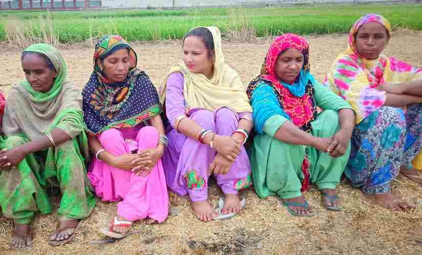 Women Dalit landless labourers have been going from village to village to persuade Dalits to cast NOTA votes on 19 May. 101Reporters